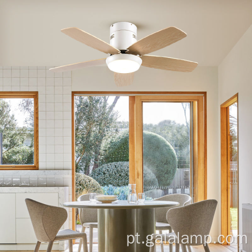 Ventilador de teto com luz LED